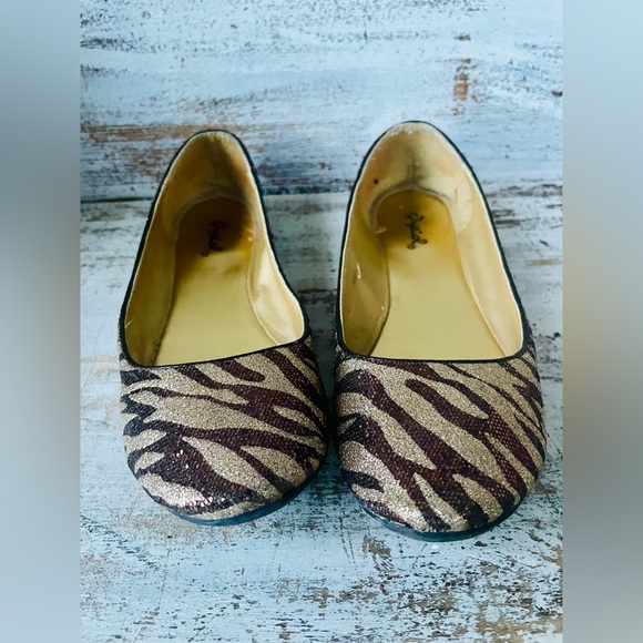 Qupid Sparkly Animal Print Flats Unknown Size - Picture 5 of 9